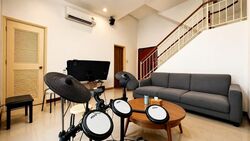 Changi South Avenue 1 (D16), Terrace #563508351